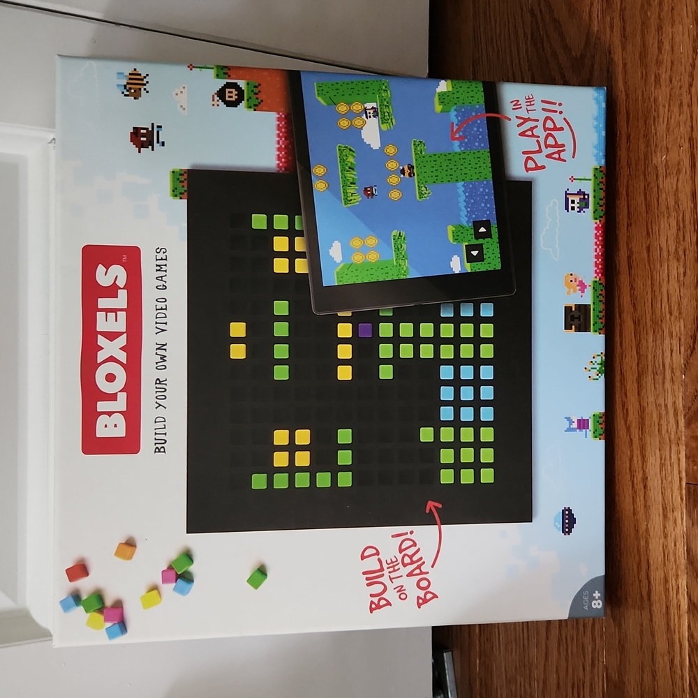 Bloxels Build Your Own Video Game Starter Kit